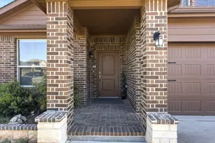 4929 Hayseed Dr, Fort Worth, TX 76179 - Photo 6