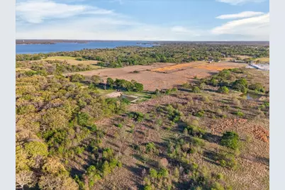 696 E Will White Road, Tool, TX 75143 - Photo 12