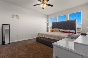 1313 Dublin Dr, Cleburne, TX 76033 - Photo 8