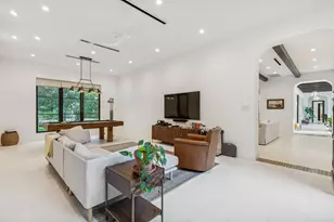 13919 Hughes Ln, Dallas, TX 75240 - Photo 30