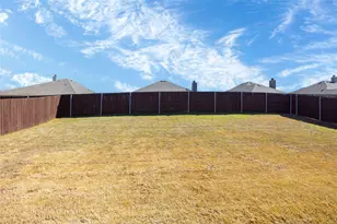 703 Dripping Spgs Ln, Cleburne, TX 76033 - Photo 14