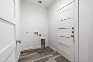 1221 W Johnson St, Denison, TX 75020 - Photo 14