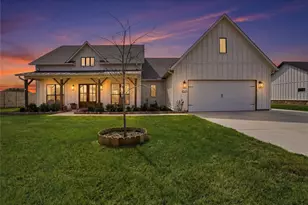 1023 County Rd 337, Glen Rose, TX 76043 - Photo 2