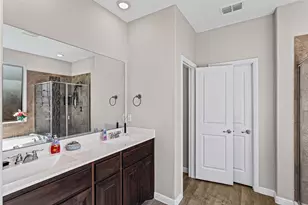 1212 Dublin Dr, Cleburne, TX 76033 - Photo 14