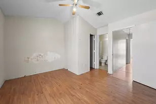 9415 Olde Towne Row, Dallas, TX 75227 - Photo 8