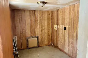 906 Young St, Nocona, TX 76255 - Photo 14