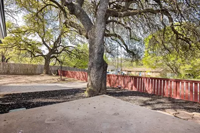 602 E 4th Street, Weatherford, TX 76086 - Photo 22