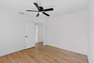 102 S Tillery Ave, Dallas, TX 75211 - Photo 20