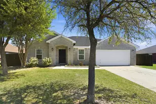 433 Windmill Dr, Lavon, TX 75166 - Photo 2