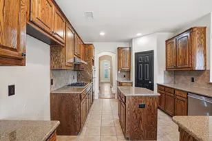 2013 Chessington Ln, McKinney, TX 75072 - Photo 18
