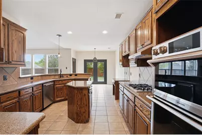 2013 Chessington Lane, McKinney, TX 75072 - Photo 4