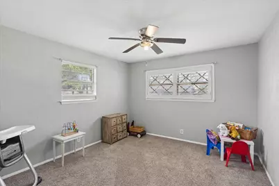 5705 Diamond Oaks Drive N, Haltom City, TX 76117 - Photo 24