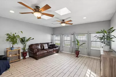 5705 Diamond Oaks Drive N, Haltom City, TX 76117 - Photo 18
