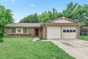 306 Bluebird Cir, Denton, TX 76209 - Photo 1
