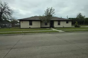 5833 Geddes Ave, Fort Worth, TX 76107 - Photo 1