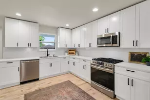 115 Aspen St, Lancaster, TX 75134 - Photo 8