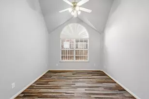 205 Odyssey Ln, Mansfield, TX 76063 - Photo 10