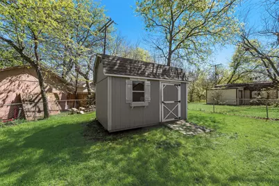 705 SW Sunnybrook Drive, Burleson, TX 76028 - Photo 18