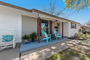 705 SW Sunnybrook Dr, Burleson, TX 76028 - Photo 6