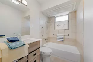 705 SW Sunnybrook Dr, Burleson, TX 76028 - Photo 28