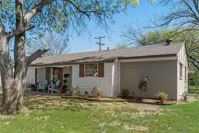 705 SW Sunnybrook Drive, Burleson, TX 76028 - Photo 12