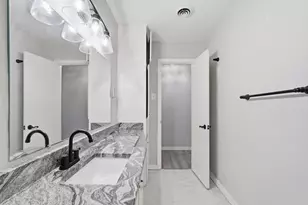 6028 Walraven Cir, Fort Worth, TX 76133 - Photo 30