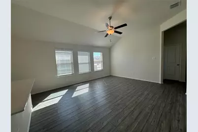 4700 Essonite Road, Little Elm, TX 76227 - Photo 8