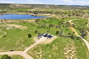 12 Crocket Valley Ct, Strawn, TX 76475 - Photo 2