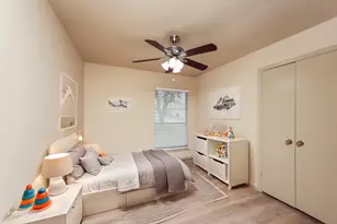 813 Hudson Dr, Garland, TX 75043 - Photo 16