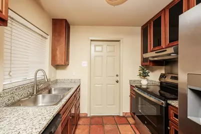 813 Hudson Drive, Garland, TX 75043 - Photo 6