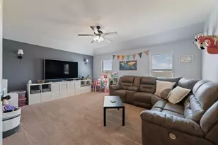 7925 Grassland Dr, Godley, TX 76044 - Photo 16