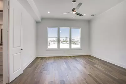 211 Carroll Street, Fort Worth, TX 76107 - Photo 10