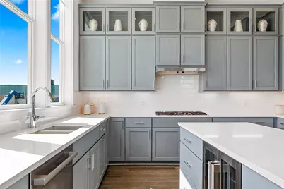 211 Carroll Street, Fort Worth, TX 76107 - Photo 16