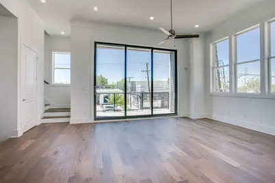 211 Carroll Street, Fort Worth, TX 76107 - Photo 8