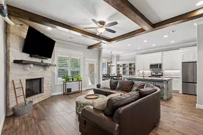 4114 Seminole Trail, Granbury, TX 76048 - Photo 8