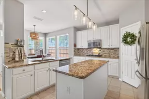 2905 Woodway Dr, Flower Mound, TX 75028 - Photo 18