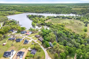 190 Westshore Dr, Wills Point, TX 75169 - Photo 2