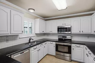 190 Westshore Drive, Wills Point, TX 75169 - Photo 10