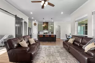 399 Frederick Dr, Robinson, TX 76706 - Photo 8