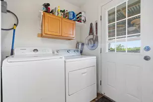 104 Co Rd 412B, Lott, TX 76656 - Photo 26