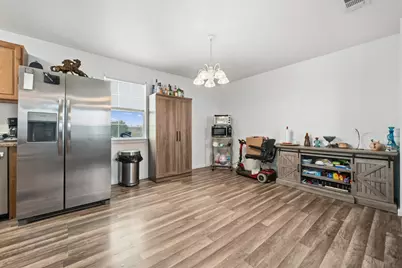 104 County Road 412B, Lott, TX 76656 - Photo 10