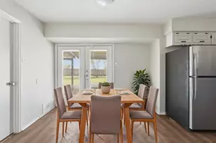 108 Pearly Top Dr, Glenn Heights, TX 75154 - Photo 2