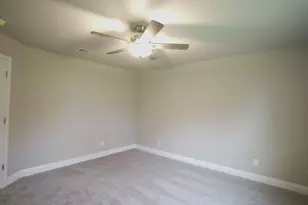 448 Chase Ave, Cleburne, TX 76031 - Photo 16