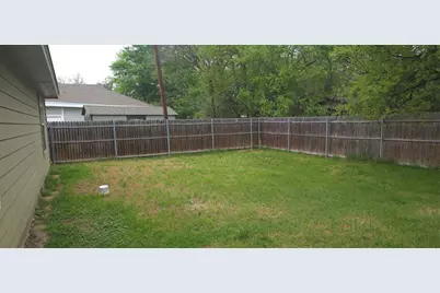 448 Chase Avenue, Cleburne, TX 76031 - Photo 20