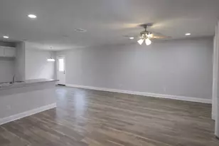 448 Chase Ave, Cleburne, TX 76031 - Photo 6