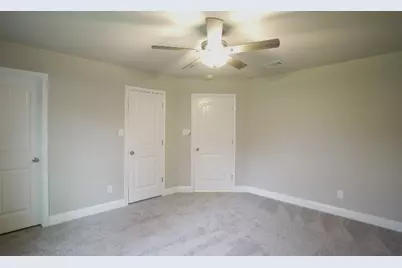 448 Chase Avenue, Cleburne, TX 76031 - Photo 14