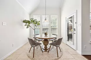 814 River Oak Ave, Euless, TX 76039 - Photo 10