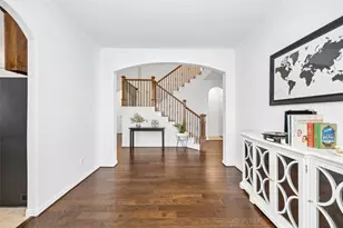 814 River Oak Ave, Euless, TX 76039 - Photo 4