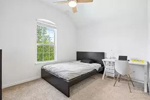 814 River Oak Ave, Euless, TX 76039 - Photo 26