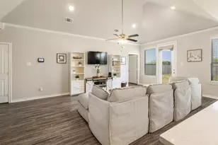 347 Preston Rd, Mabank, TX 75147 - Photo 6